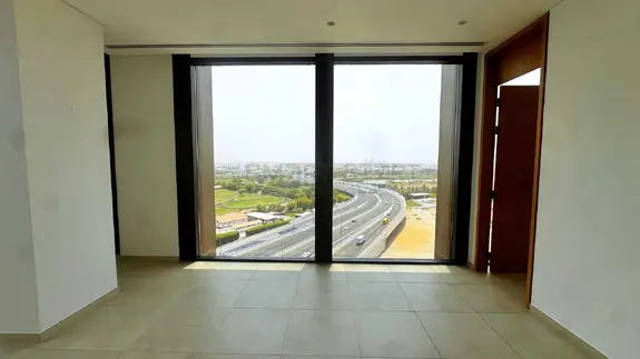 Prime Location / Full Go Dolphin Views / 2 Parking Spaces at Business Bay photo 6