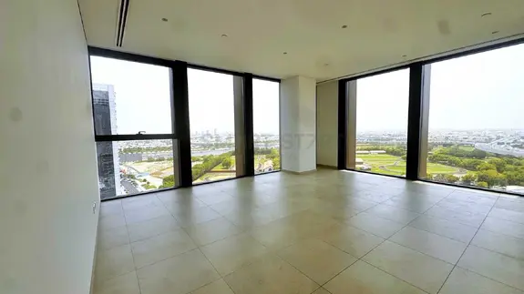 Prime Location / Full Go Dolphin Views / 2 Parking Spaces at Business Bay photo 2