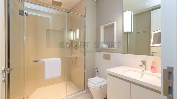 Prime Location / Fully Furnished at Downtown Dubai photo 12